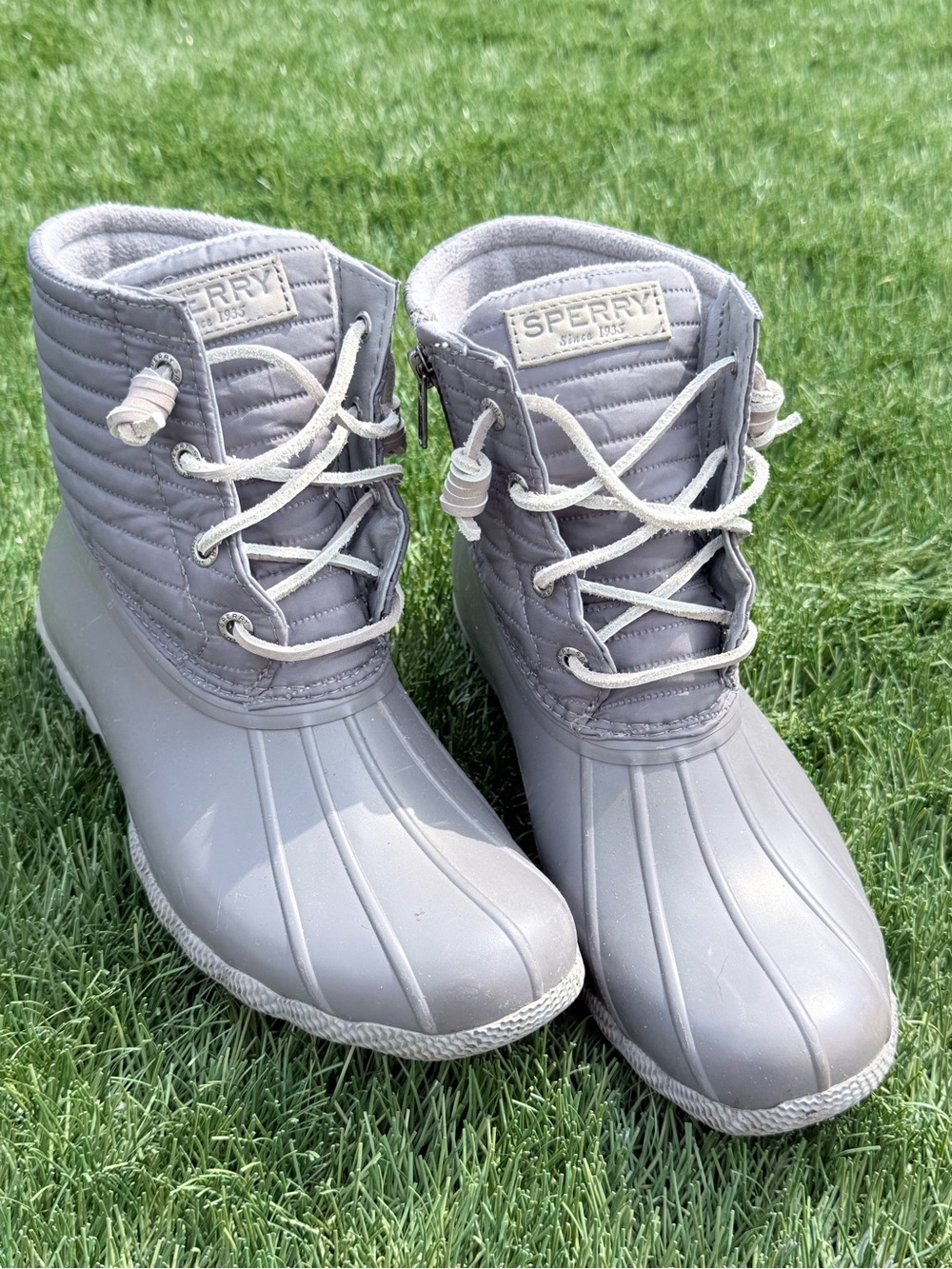 Sperry Women's Saltwater Quilted Duck Boots, 6.5 like new